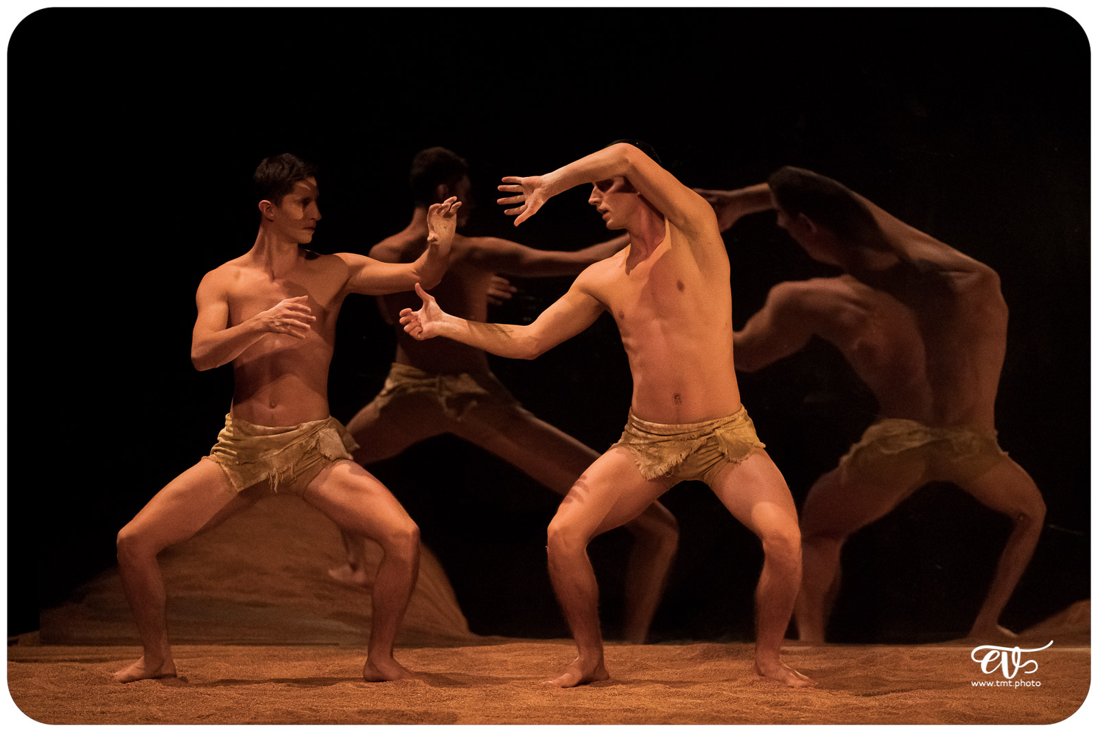 MY LAND (RECIRQUEL COMPANY)